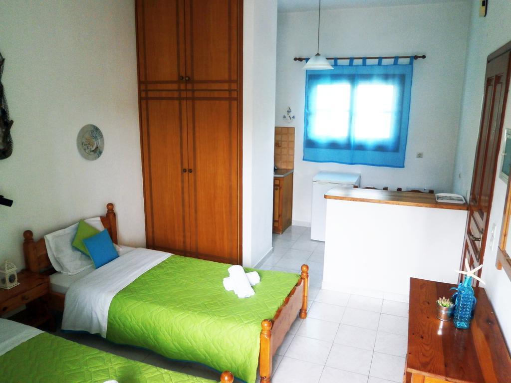 Paraskevi Apartments Ipsos Room photo